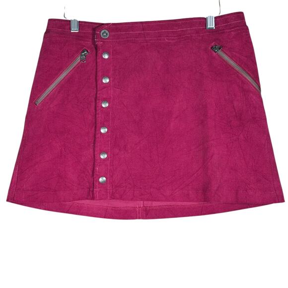 Kuhl Dresses & Skirts - Kuhl Streamline Skirt 6 Berry Corduroy Snap Front Mini Utility Pockets Gorp Hike